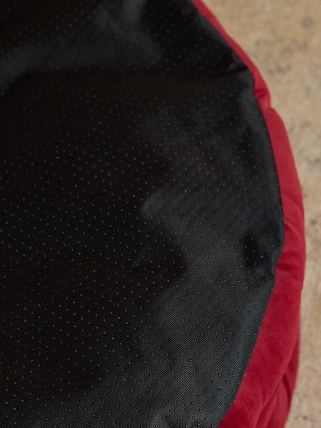 Joules Chesterfield Pet Bed Burgundy