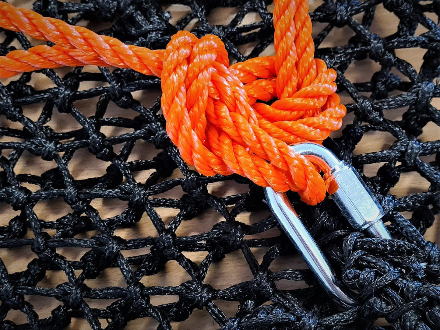 TRICKLE NET SAFE SCREW GATE ROPE RING - Ormskirk Pets