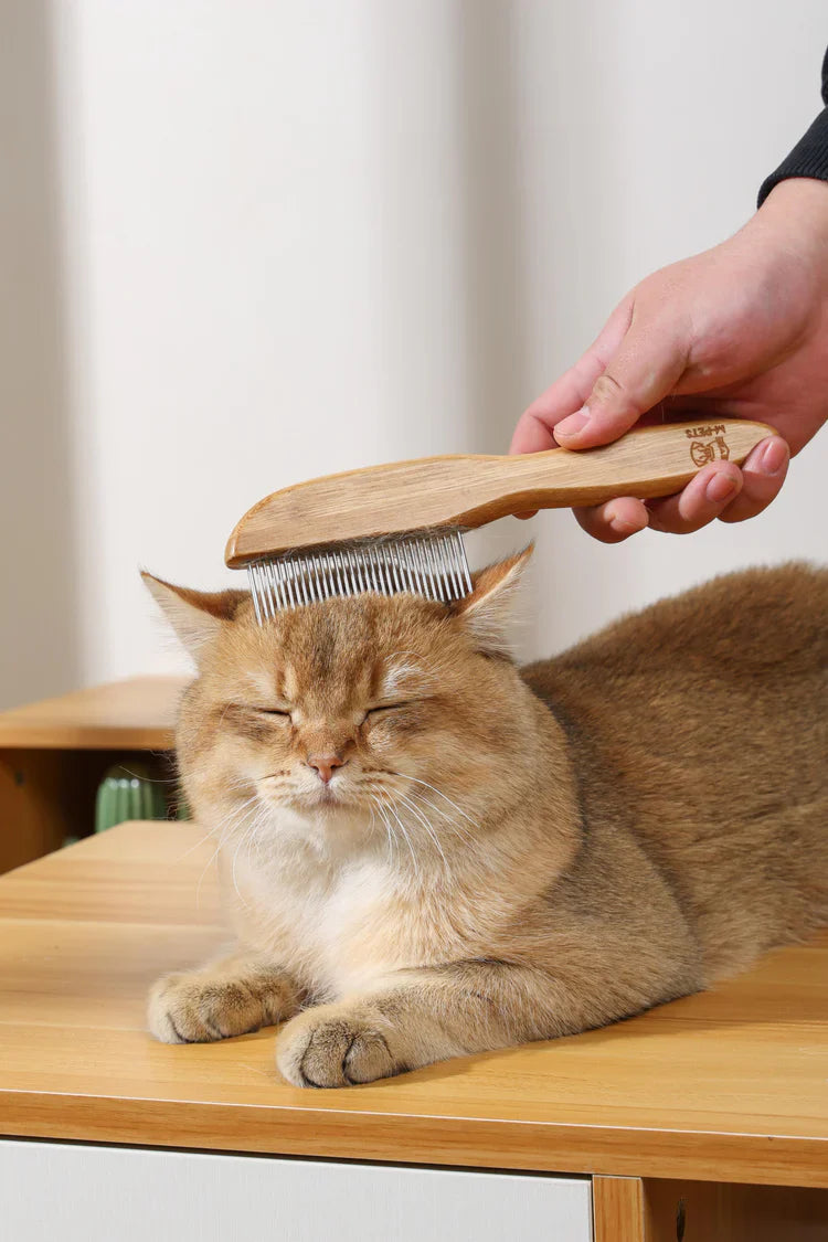 M-PETS Bamboo Regular Comb With Rotating Teeth